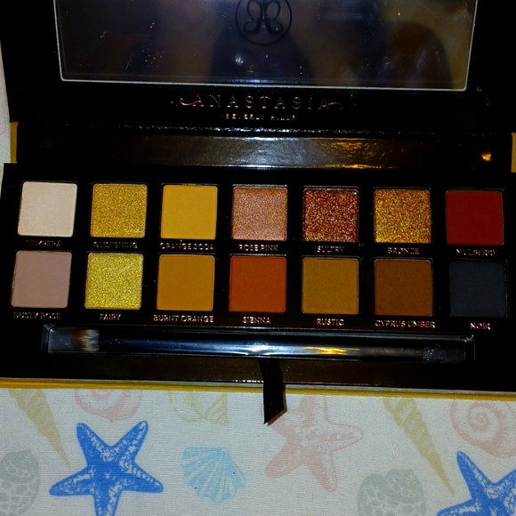 ANASTASIA Beverly Hills Soft Glam Deluxe Trio Bundle - Picture 4 of 4